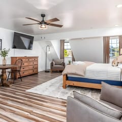 The Four Daughters Inn – The Entire 5 Suite Hotel
