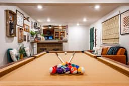 Sleeps 16 | 6BR 4Bath Cabin | Dual Kitchens & Spas - Image 3