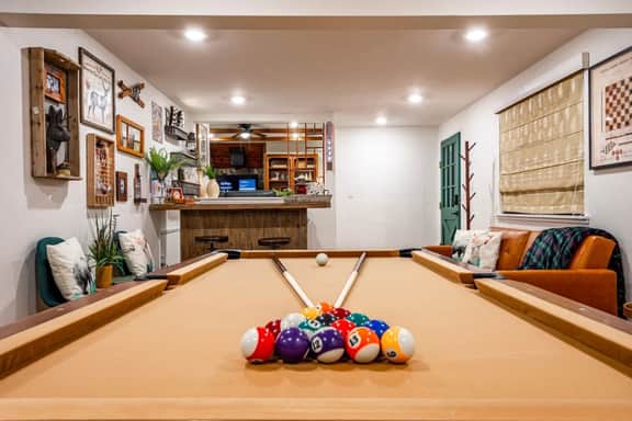 Sleeps 16 | 6BR 4Bath Cabin | Dual Kitchens & Spas - Image 3