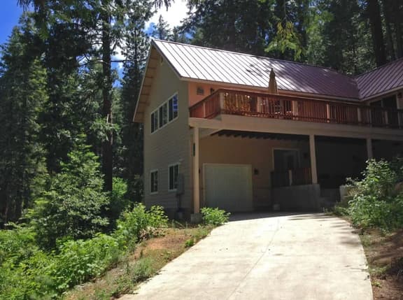 Yosemite Inverness House Inside YNP- Sleeps 8 - Image 1